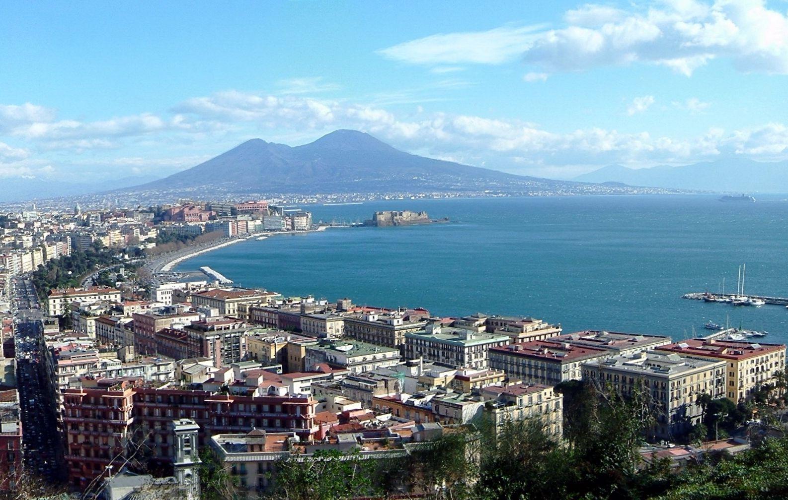 Hotiday Room Collection - Napoli Residenza Scarlatti Bagian luar foto