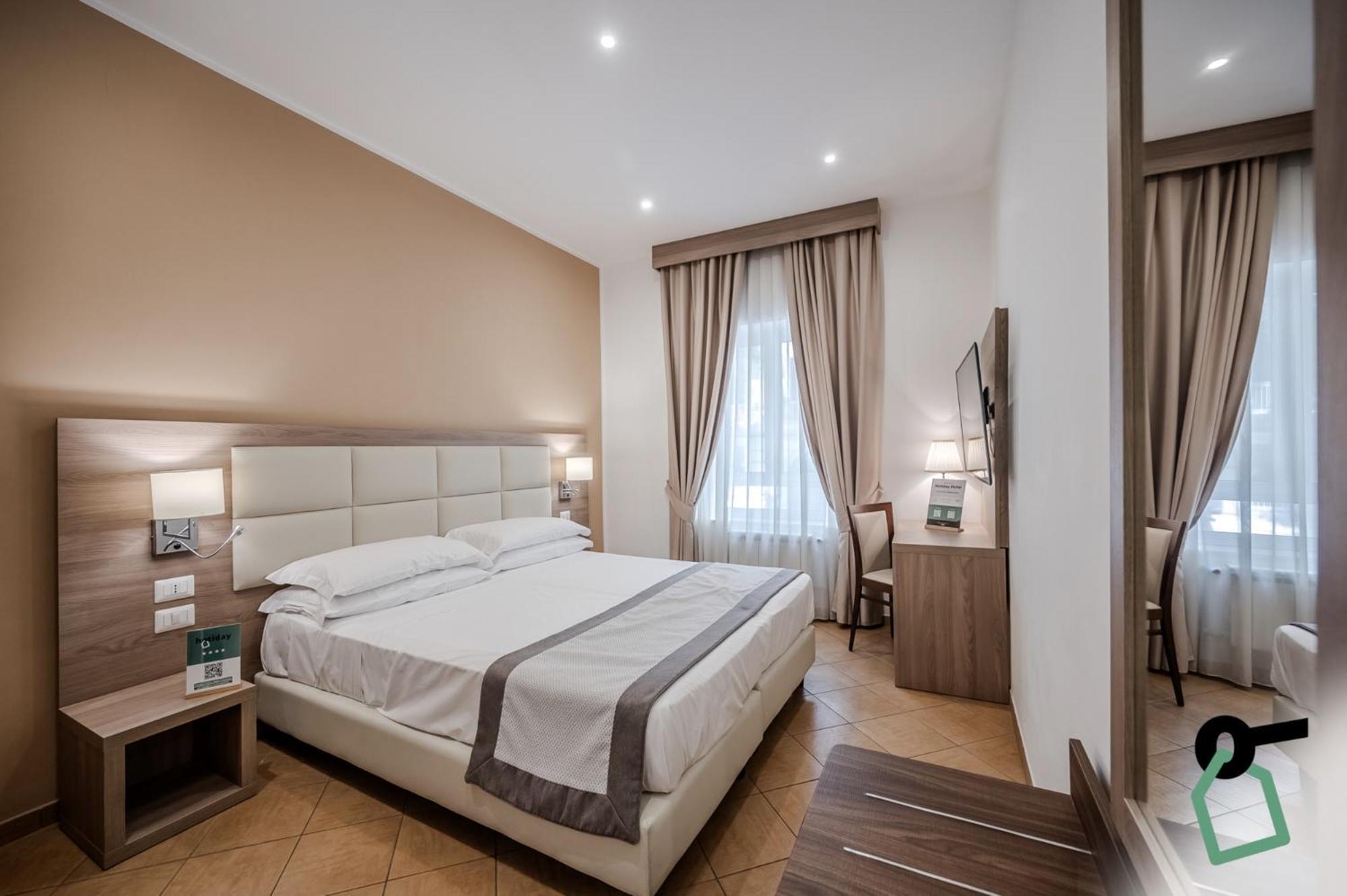 Hotiday Room Collection - Napoli Residenza Scarlatti Bagian luar foto